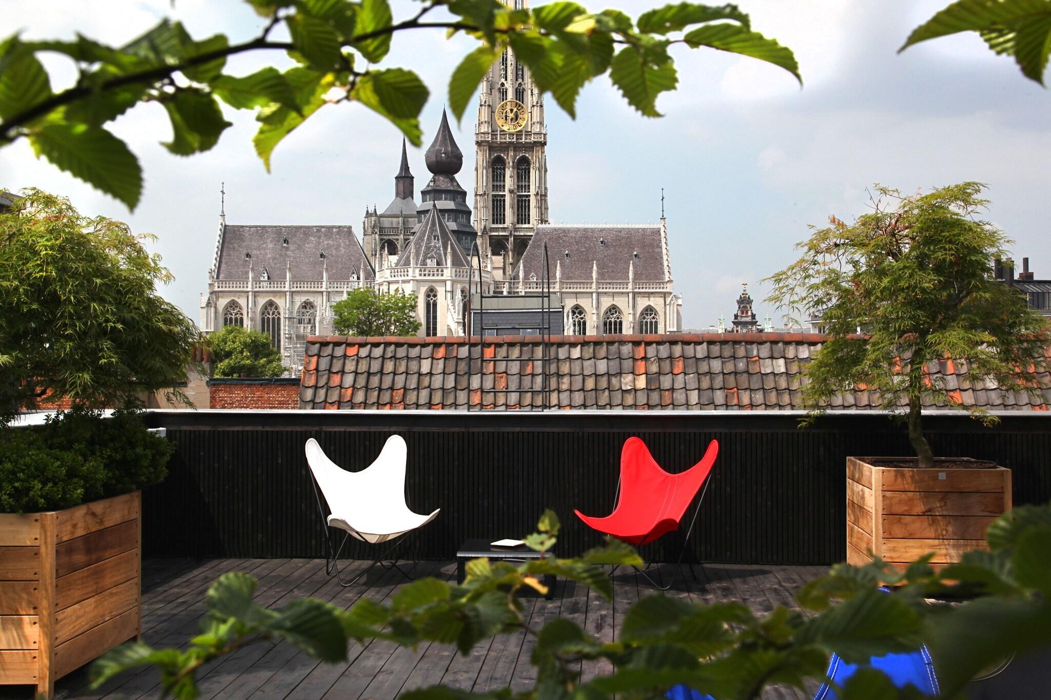 Hotel Julien, Antwerp