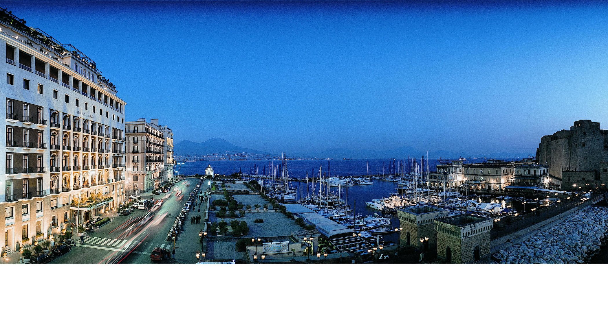Grand Hotel Vesuvio, Naples