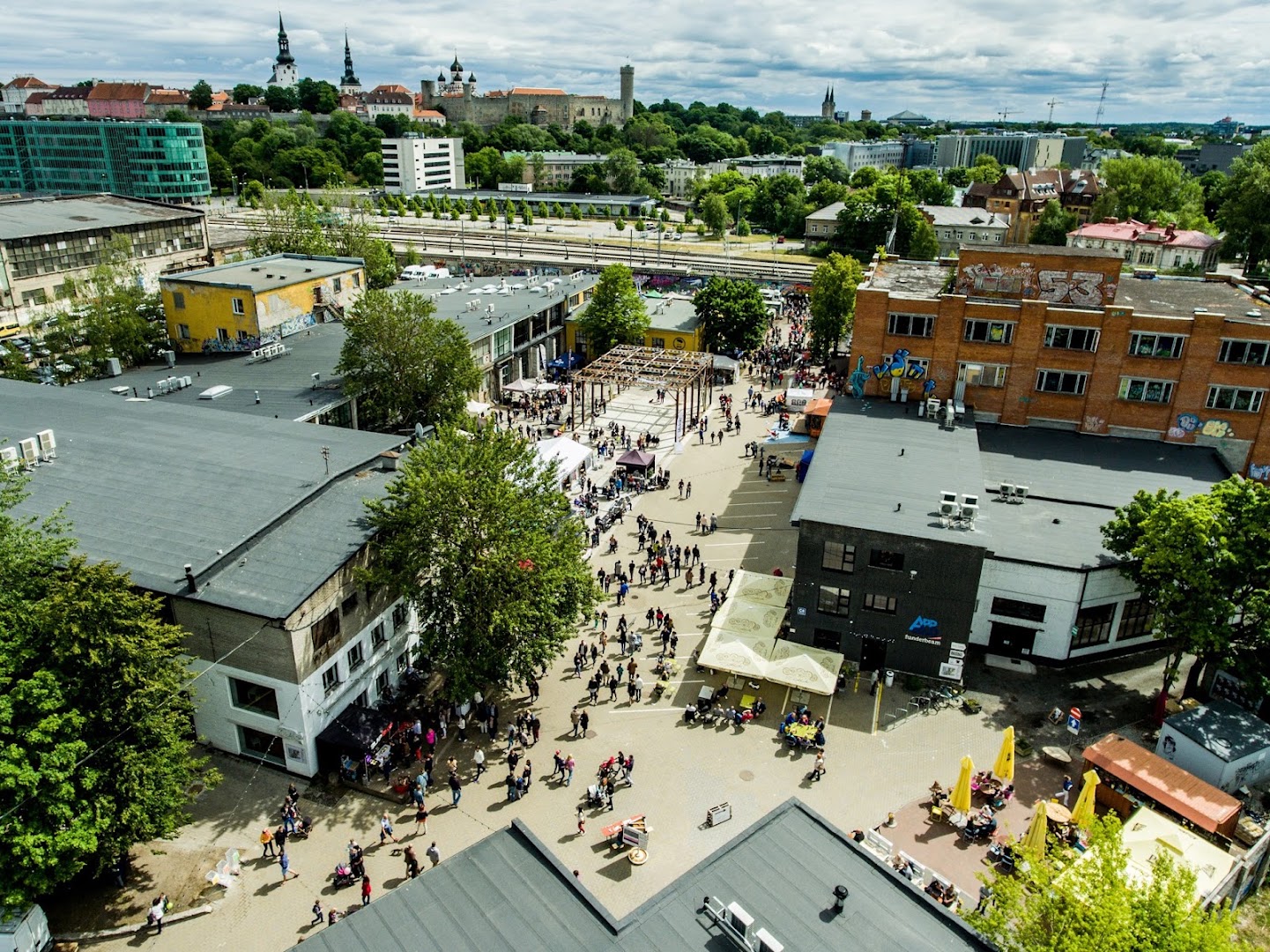 Fabrika Hostel & Gallery, Tallinn