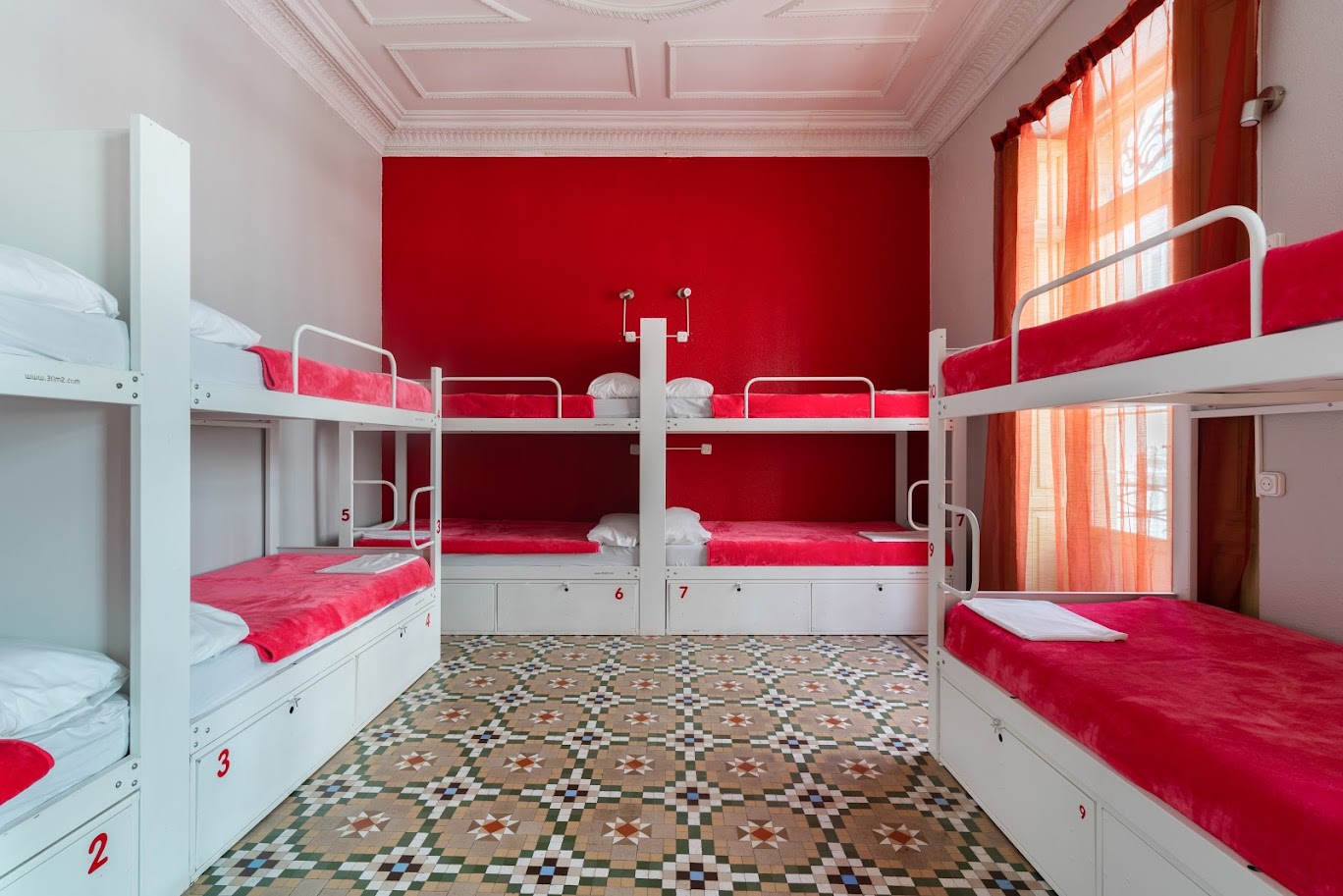 Red Nest Hostel, Valencia